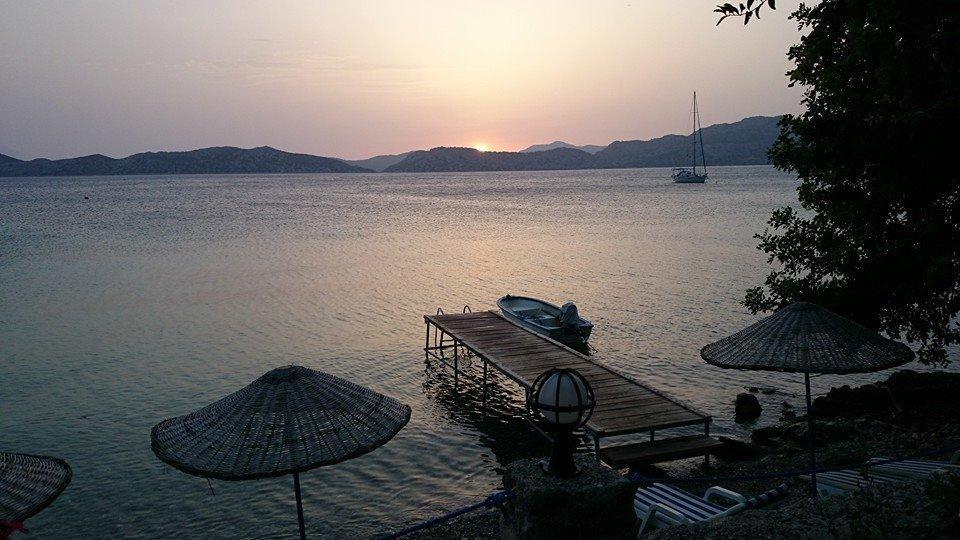 Готель Mavi Akvaryum Pension Sogut  Екстер'єр фото